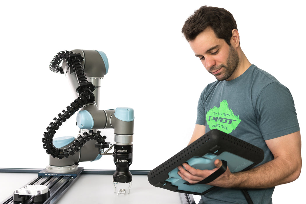Universal Robots Arm with Gripper